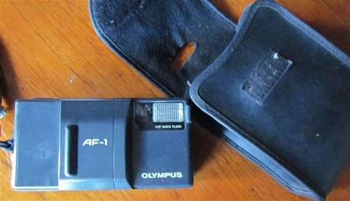 OLYMPUS AF-1 - ALL SEEMS GOOD - DO NOT KNOW IF WORKING - LOW START