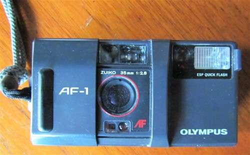 OLYMPUS AF-1 - ALL SEEMS GOOD - DO NOT KNOW IF WORKING - LOW START