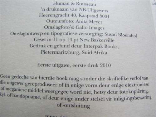 Deon Meyer - Spoor - 1st Edition 1st Print - foxing present
