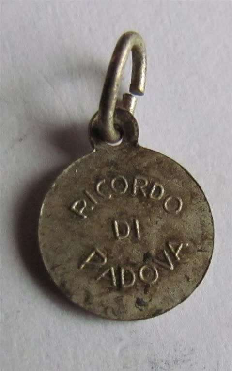 SMALL ST CHRISTOPHER PENDANT