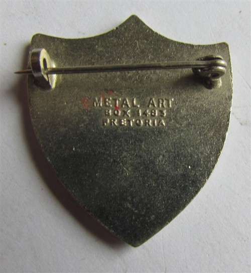 VINTAGE PWA Presbyterian Women`s Association ENAMELLED BADGE