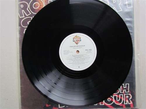 ROD STEWART - FOOLISH BEHAVIOUR - VINTAGE LP