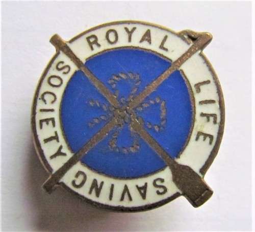 VINTAGE ENAMELLED ROYAL LIFESAVING BADGE