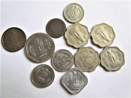 INDIA COINS ASSORTMENT  - ALL FOR 1 BID