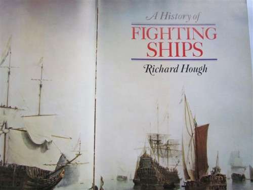 FIGHTING SHIPS - HARDCOVER - WELL ILLUSTRATED