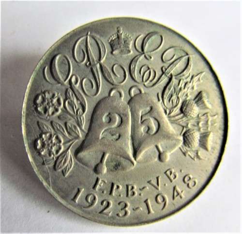 1948 Roal Wedding 25th Anniverssary Badge