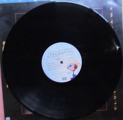 MARILLION - CLUTCHING AT STRAWS - VINTAGE LP