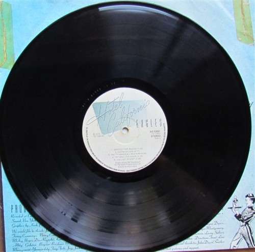 THE EAGLES - HOTEL CALIFORNIA - VINTAGE LP