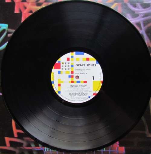 GRACE JONES VINTAGE LP INSIDE STORY