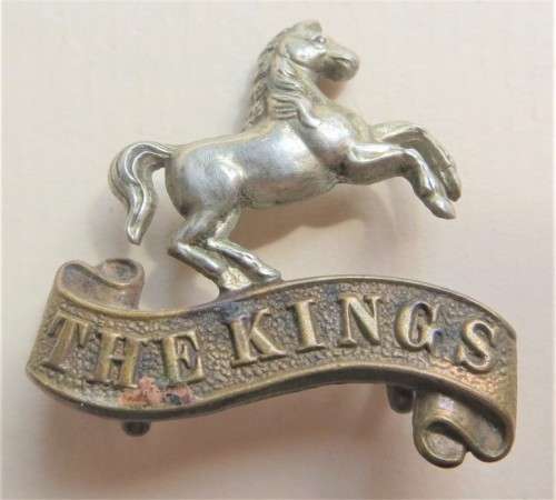 The Kings WWI Collar Badge