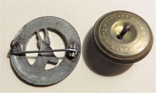 Sweetheart Badge & Infantry Button