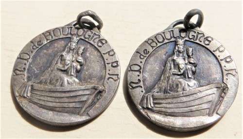2 x Antique protective medal Notre Dame of Boulogne Medal/Pendant - 1 Bid