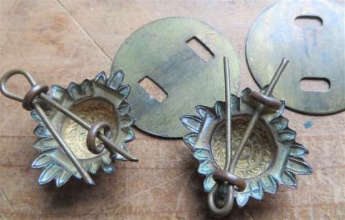 2 x Vintage Officer`s Pips - 1 Bid