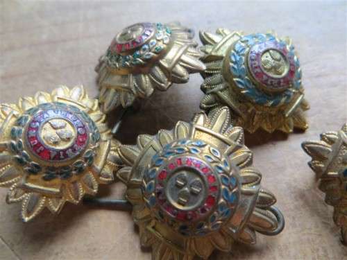 5 x Vintage Officer`s Pips - 1 Bid