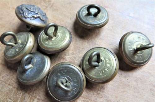 8 x Vintage SADF Coat of Arms Buttons - 1 Bid