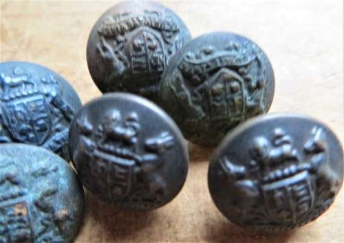 6 x Assorted SA Coat of Arms Buttons - 1 Bid