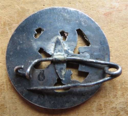 Dutch Rampant Lion WW2 Prinses Irene brigade Cap Badge + pin badge