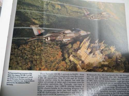 The History of the Royal Airforce - John D.R Rawlings - See Condition pics