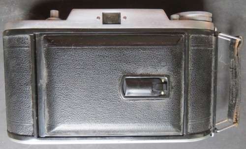Voightlander Bessa 1 Camera + original leather case - Do not know if working