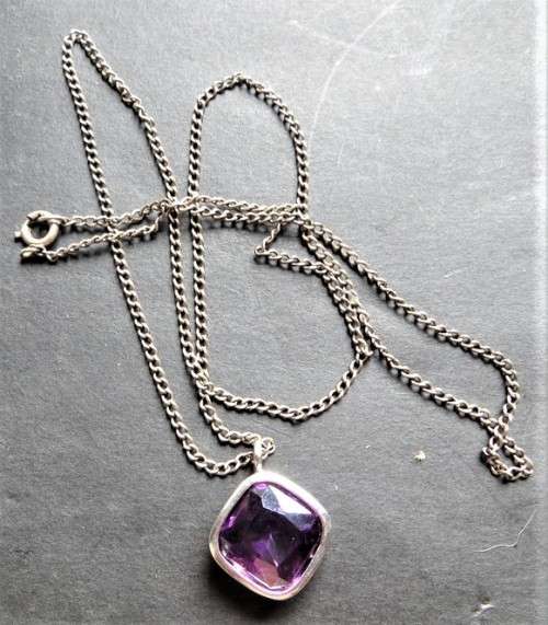 Vintage Silver Metal & Purple Stone Necklace & Pendant - no markings
