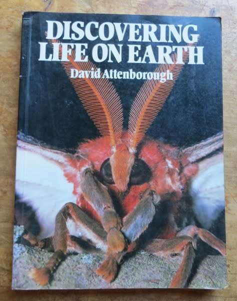 David Attenborough - Discovering Life on Earth