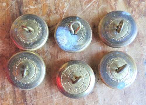 6 x Small Royal British Navy Buttons -  1 Bid for all
