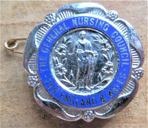 Vintage 1953 General Nursing Council for England and Wales Badge