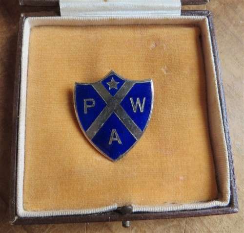 Vintage Presbyterian Women`s Association Badge in Box