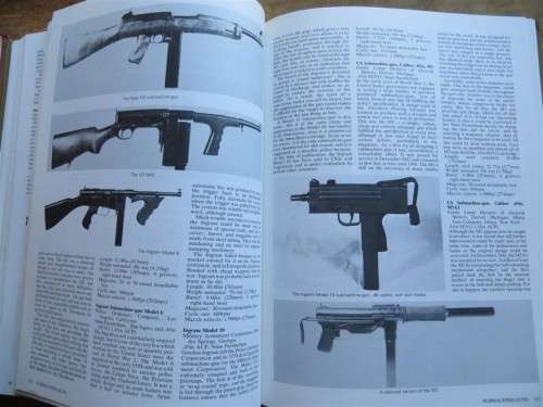 Military Small Arms of the 20th Century - Hogg & Weeks