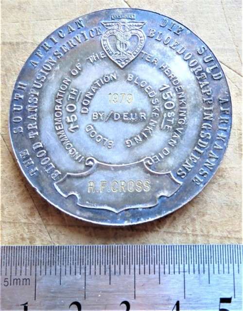 SANBS Karl Landsteiner Large Medallion 150 Blood Donations - Unknown Metal