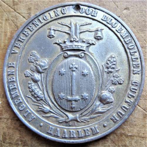 1883 Large Haarlem Bloembollen Cultuur Medallion - 44mm