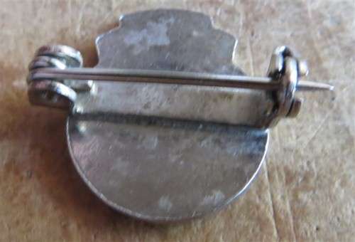 Small Vintage Road Safety Badge