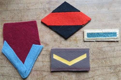 4 x Unknown Military Patches - 1 Bid for All