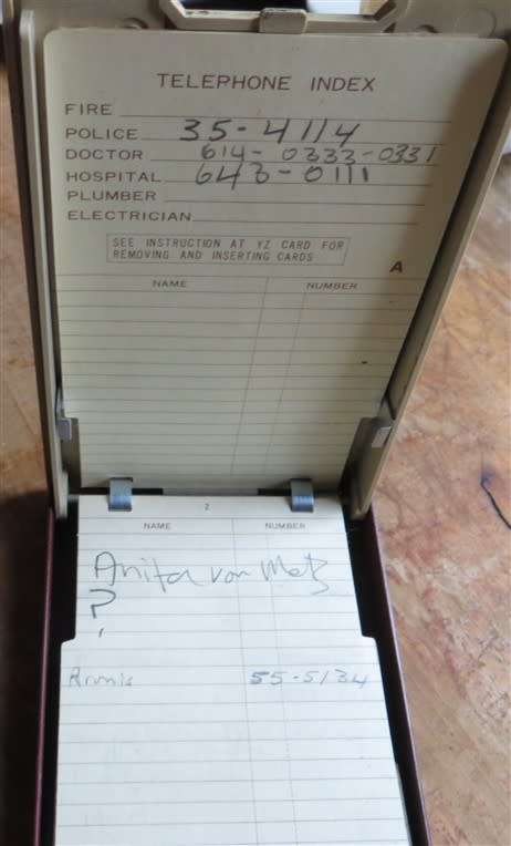 Vintage Carl A to Z phone book - working