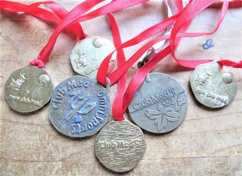 6 x Club Med medals with ribbons - All for 1 Bid