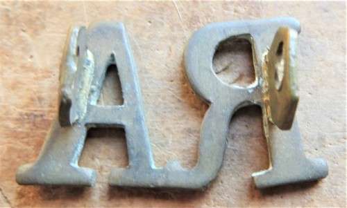 Royal Artillery  Military RA Badge