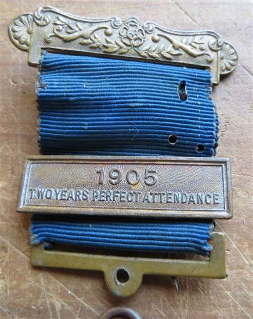 1905 West Rand Schools attendance medal with 2 year Bar - Roodepoort Maraisburg