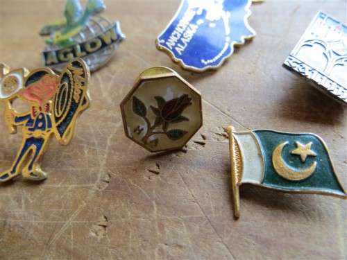 Mixed Badge Lot - 1 Bid