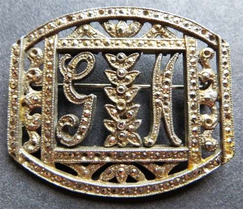 Vintage G N Brooch