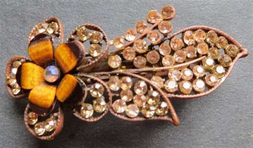 Vintage Costume jewellery Brooch / Hairclip
