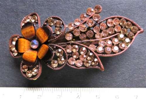 Vintage Costume jewellery Brooch / Hairclip
