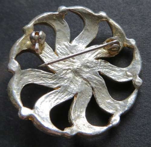 Vintage Costume jewellery Brooch - see pics - 3 stones missing