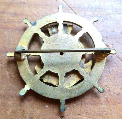 World War Two Royal Navy HMS Vanguard Sweetheart Enamel Brooch Badge