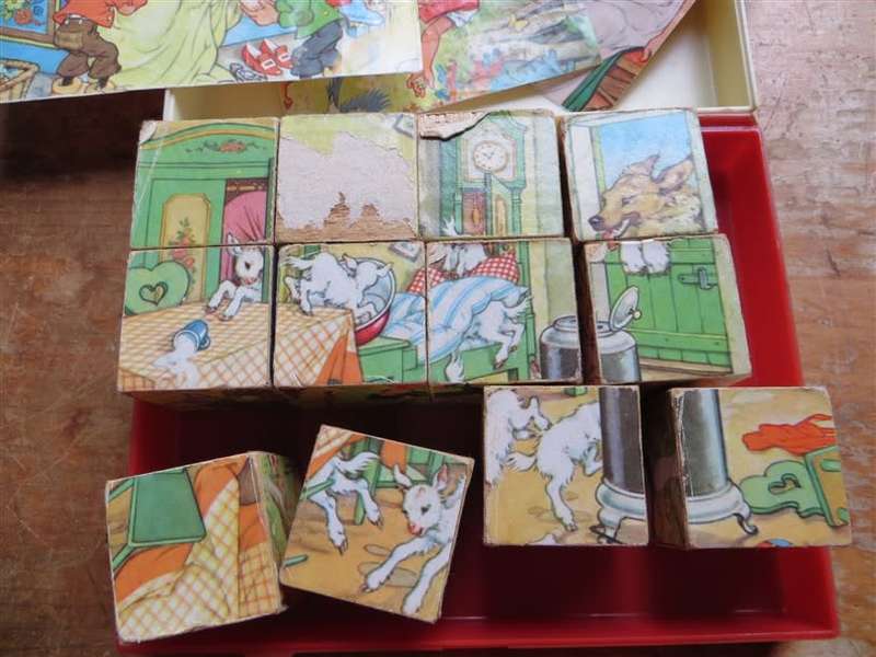 Vintage 1950`s 5 picture block cube puzzle - Made in West Germany