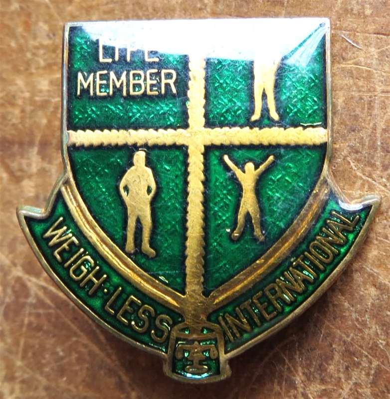 Enamelled Badge Life Member Weigh Less