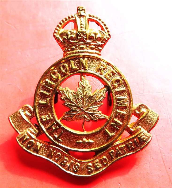 Canada Lincoln Regiment Collar Badge WW2 **Scarce**
