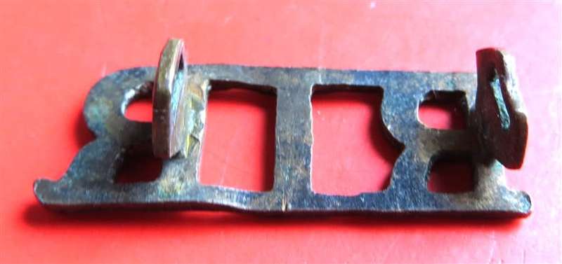 Royal Irish Rifles ***Scarce*** Shoulder Title