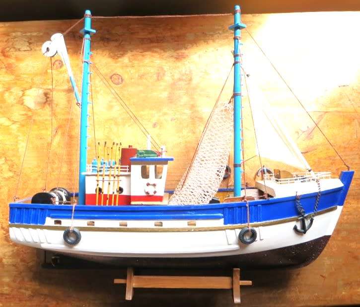 Large Model Ship - Wood - Fishing Boat - 450mm length