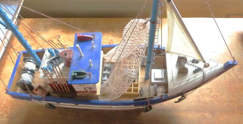 Large Model Ship - Wood - Fishing Boat - 450mm length