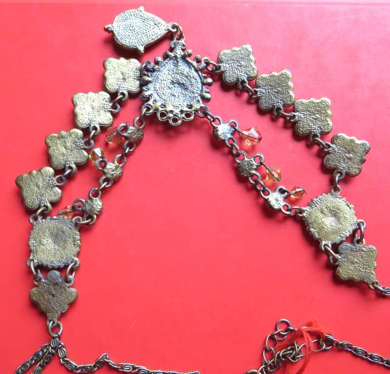 Vintage enamelled fancy necklace